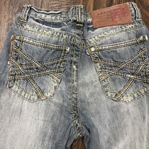 Akademiks True Fit Mens Jeans 32 x 30 Blue Faded Straight Leg Yellow Stitch